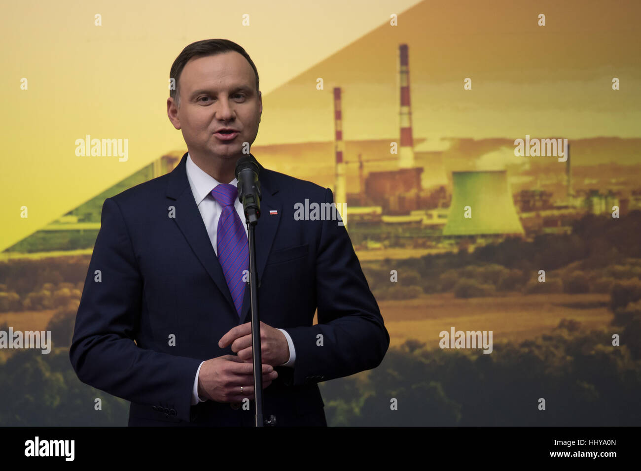 GLOGOW, Polen - 20. Januar 2017: Polnische Präsident Andrzej Duda bei der offiziellen Eröffnung der neuen Produktionslinie in Copper Schmelzerei Glogow Stockfoto