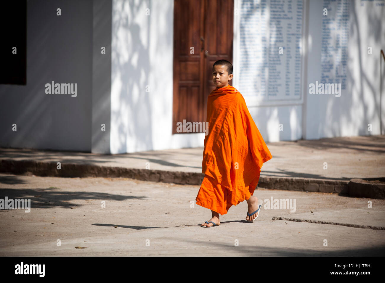 Junger Mönch aus Laos Stockfoto