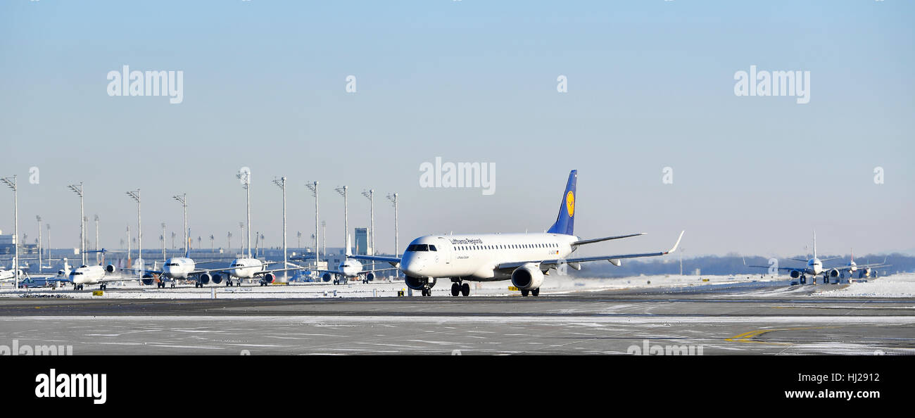 Lufthansa Regional und CityLine, Stadt-Linie, LH, Embraer, 195, Flugzeuge, Flugzeug, Flugzeug, Stockfoto
