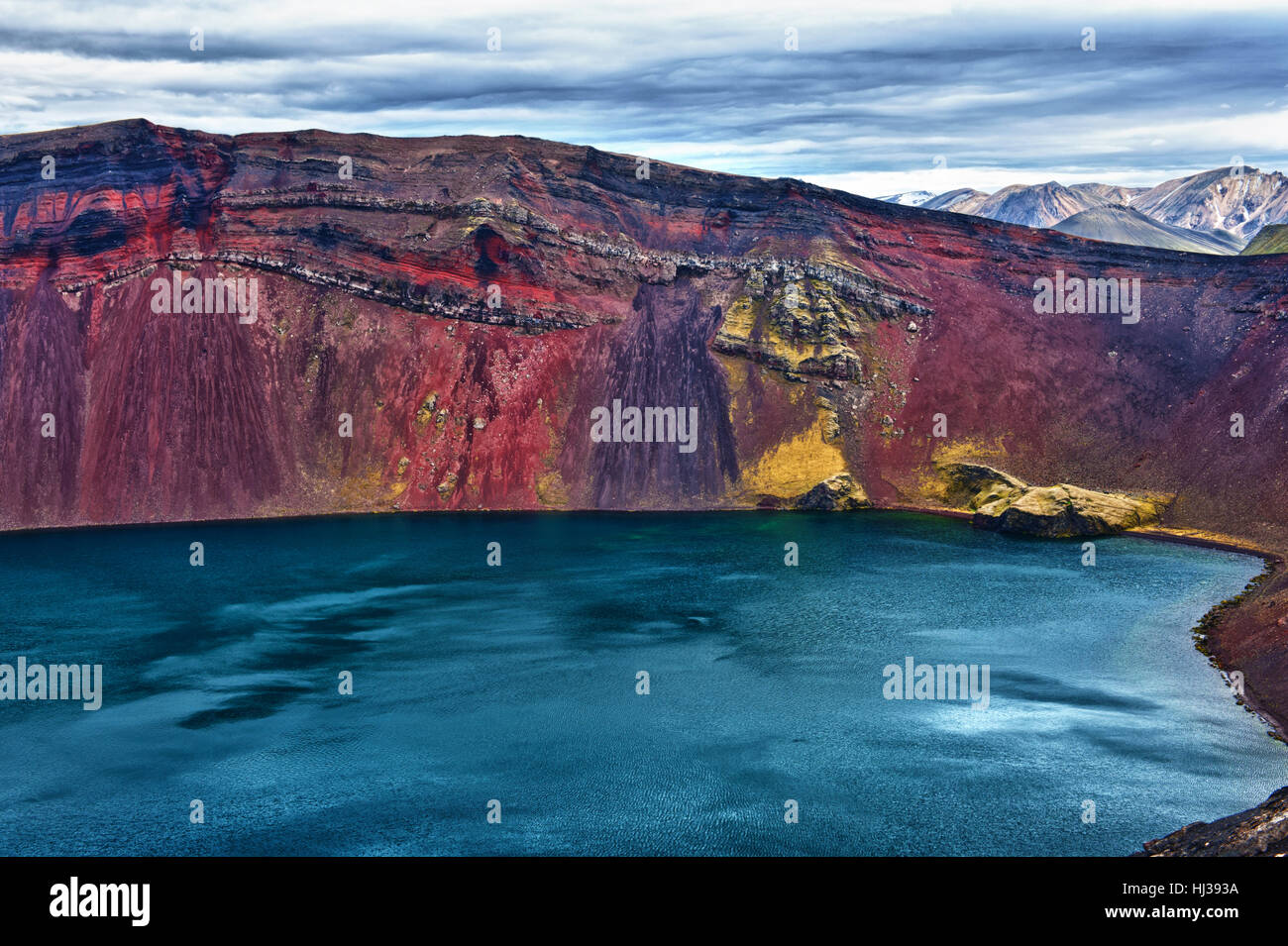 Island, frisches Wasser, See, Binnengewässer, Wasser, blau, Berge, lila, Stockfoto