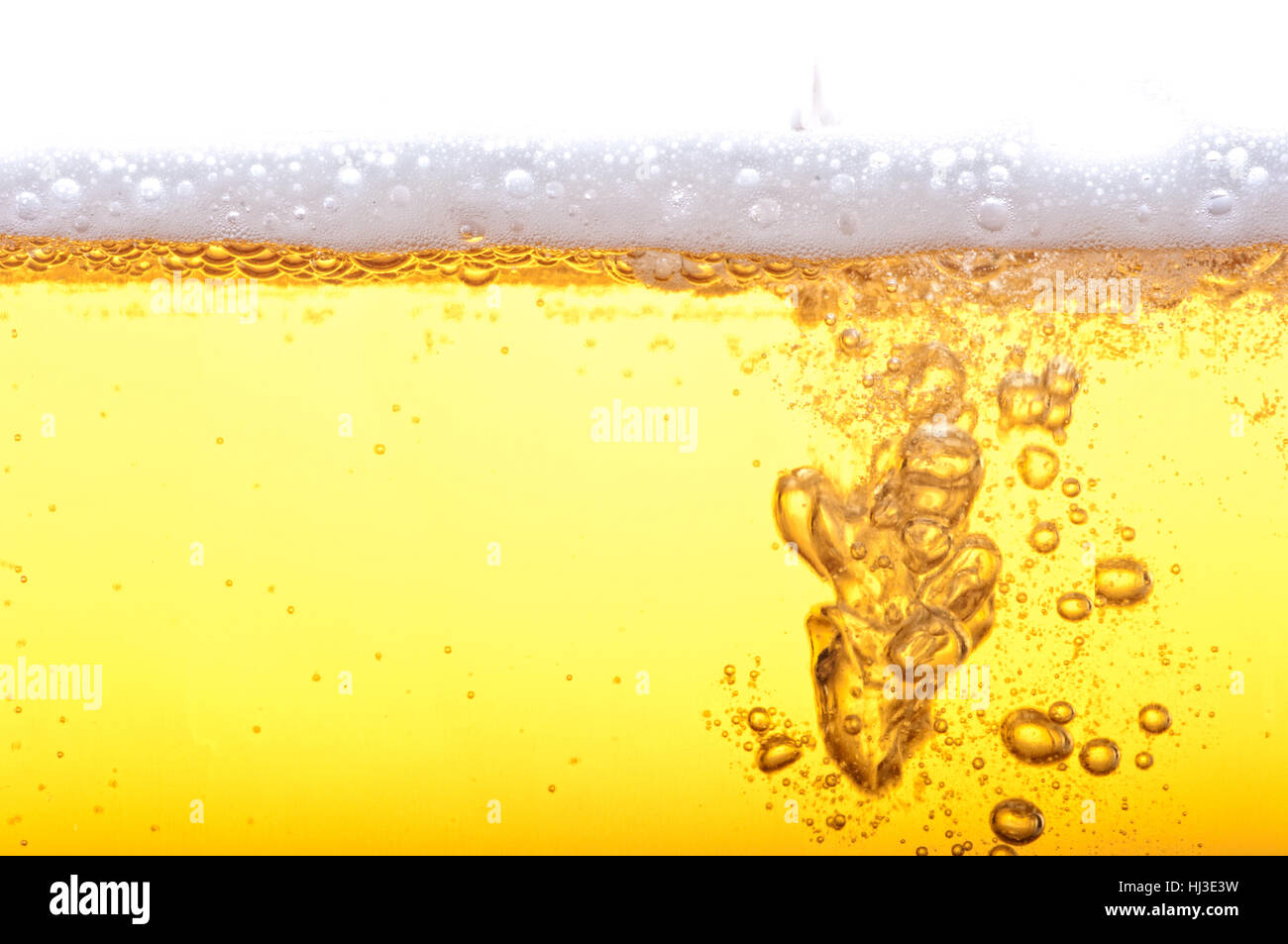 Bar, Taverne, Flüssigkeit, Closeup, Alkohol, Schaum, Golden, Bläschen,  Drop, Bier Stockfotografie - Alamy