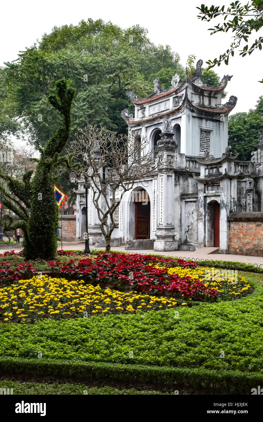 Haupttor, Temple of Literature, Hanoi, Vietnam Stockfoto