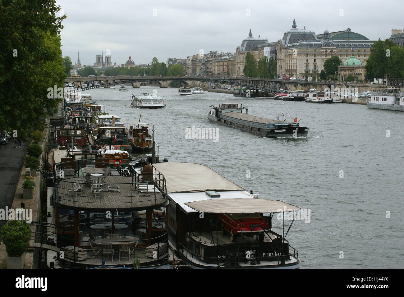 Blick auf den Fluss Seine in Paris Stockfoto