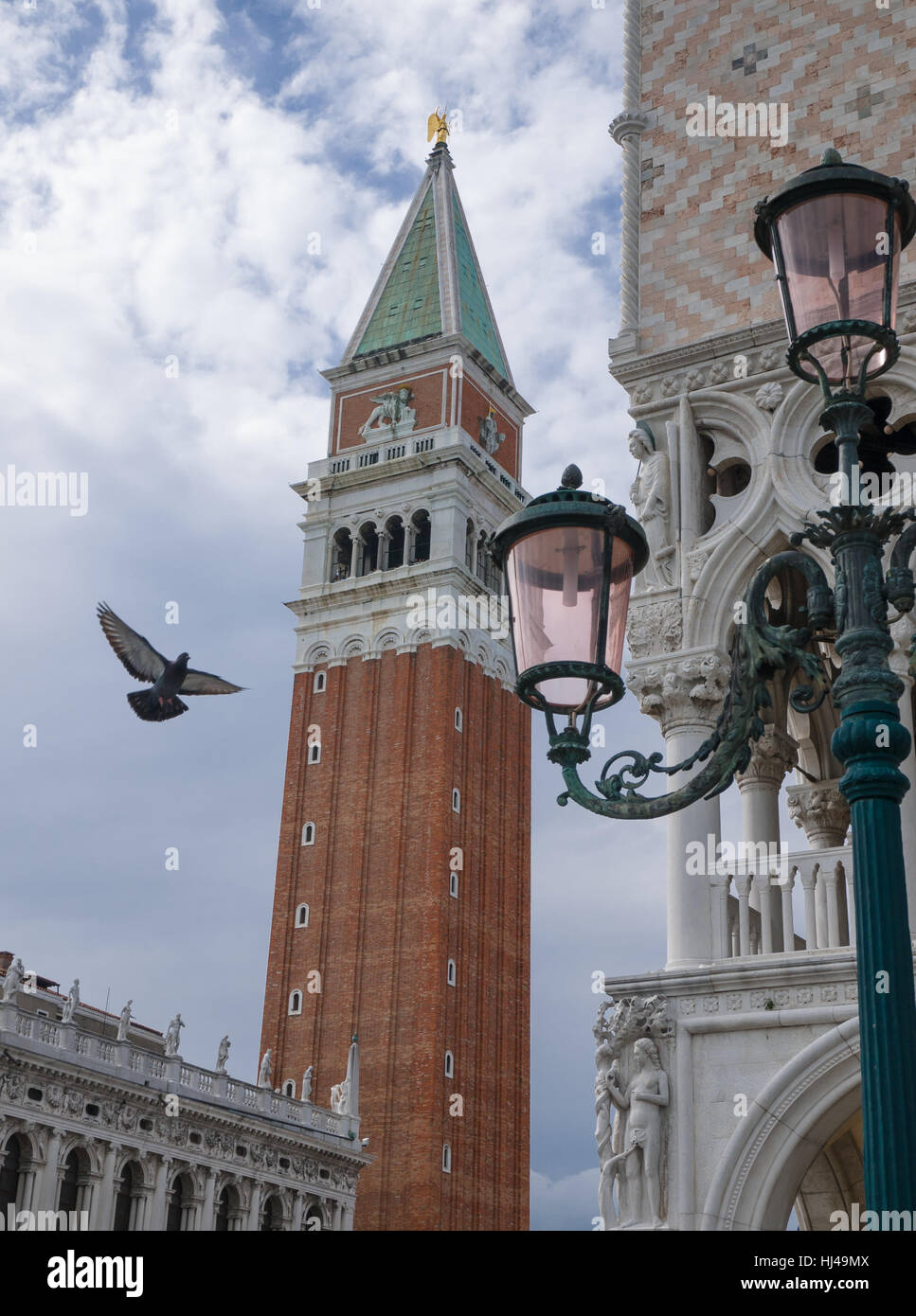 Venedig, blau, Turm, Reisen, Stadt, Stadt, Kunst, Kultur, berühmte, Urlaub, Stockfoto