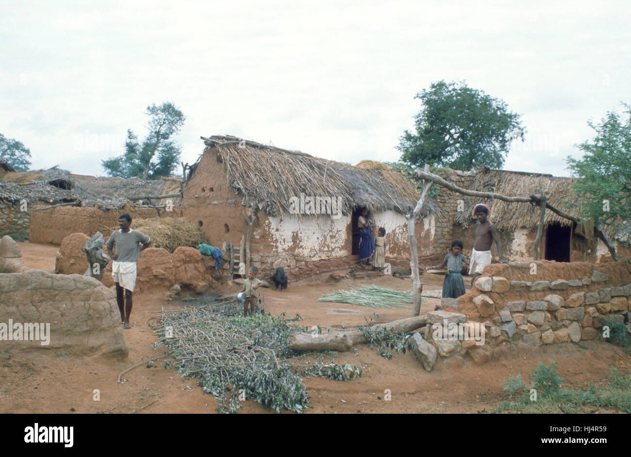 Indien eine Familie mit seiner ländlichen Bewohner Stockfoto