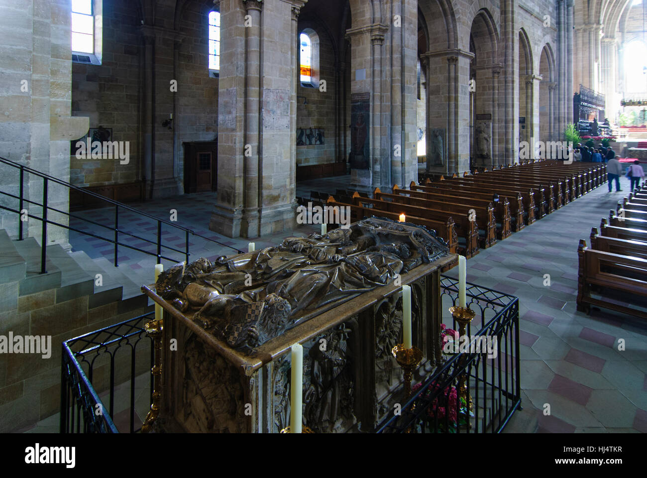 Bamberg: Dom; Mittelschiff; Kaiserliche Grab: hochrangige Grab von Kaiser Heinrich II. und Kaiserin Kunigunde, Oberfranken, Oberfranken, Bay Stockfoto