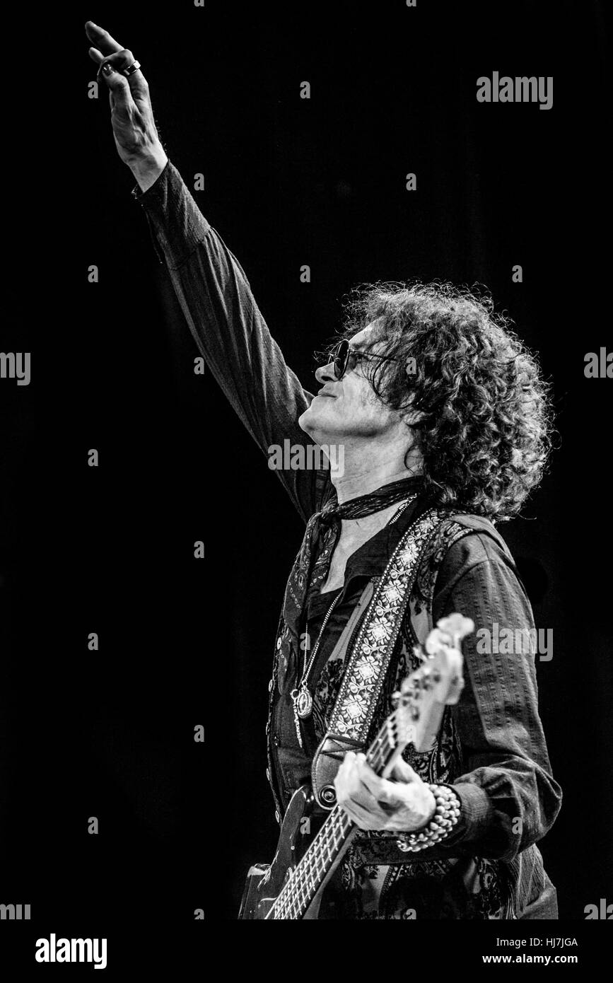 Glenn Hughes auf Gesang & Bass an Islington Assembly Hall, London, UK Stockfoto