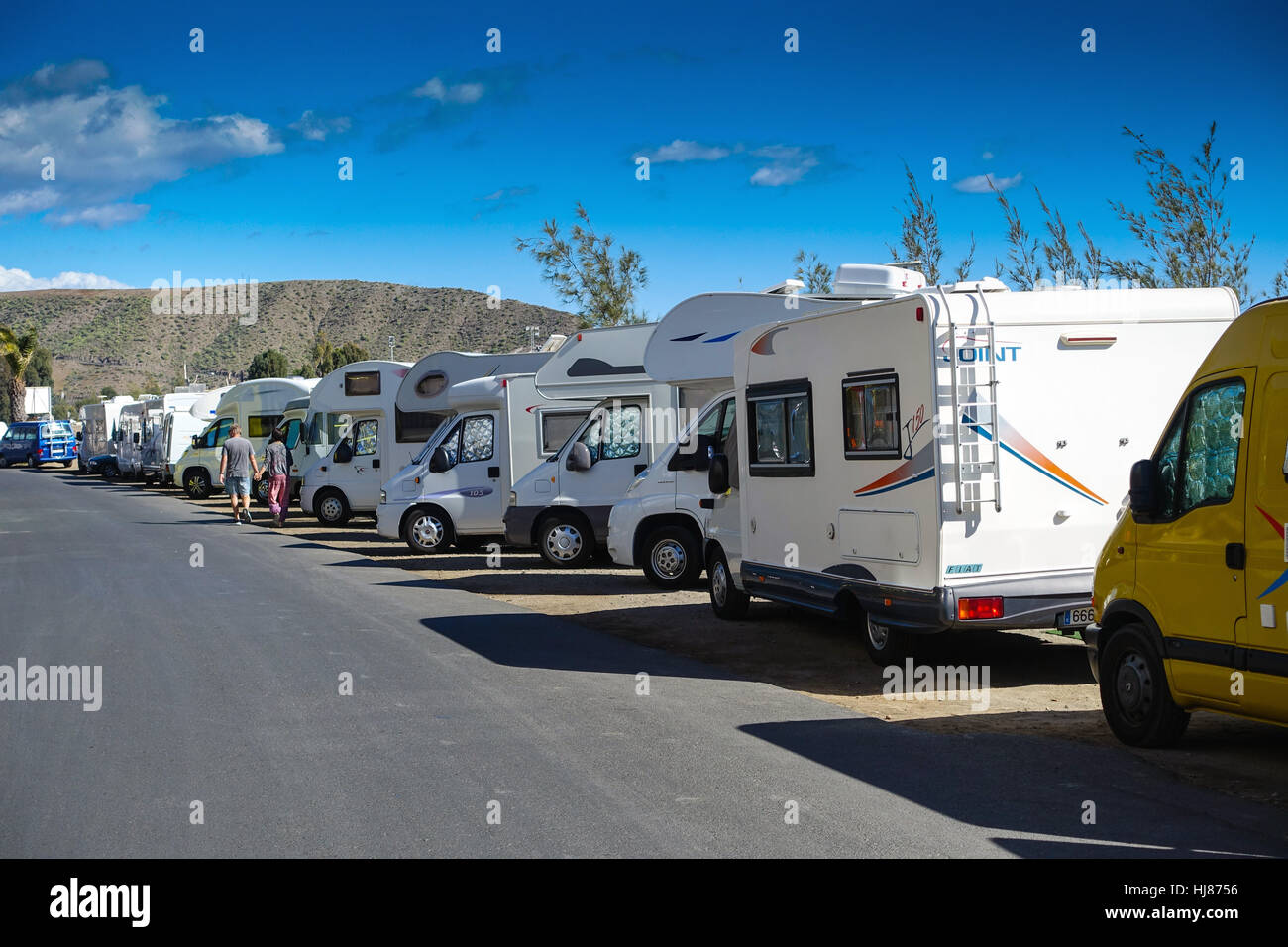 Wohnmobil-Wagen am Straßenrand, Arguineguin, Gran Canaria Spanien Stockfoto