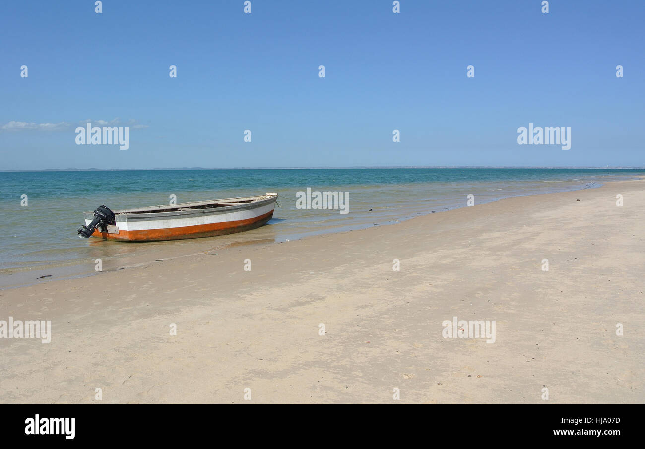 Strand, Meer, Strand, Meer, Ruderboot, Salzwasser, Meer, Ozean, Stockfoto