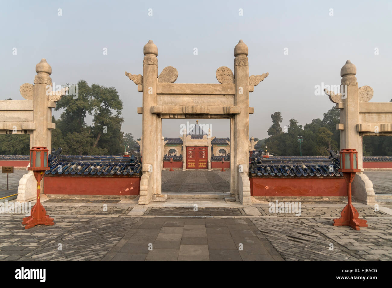 Tor des Altars runden Hügel in den Himmelstempel, Peking, Volksrepublik China, Asien Stockfoto