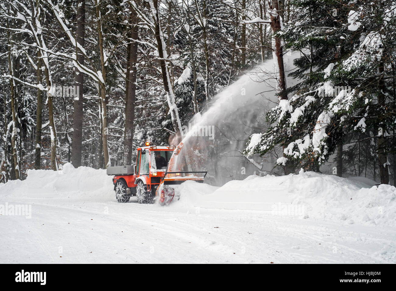 Schneepflug arbeiten -Fotos und -Bildmaterial in hoher Auflösung – Alamy