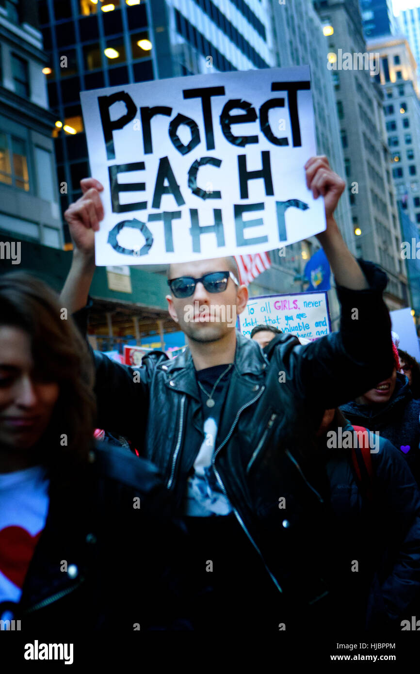 Demonstrant auf die NYC Frauen Marsch Stockfoto