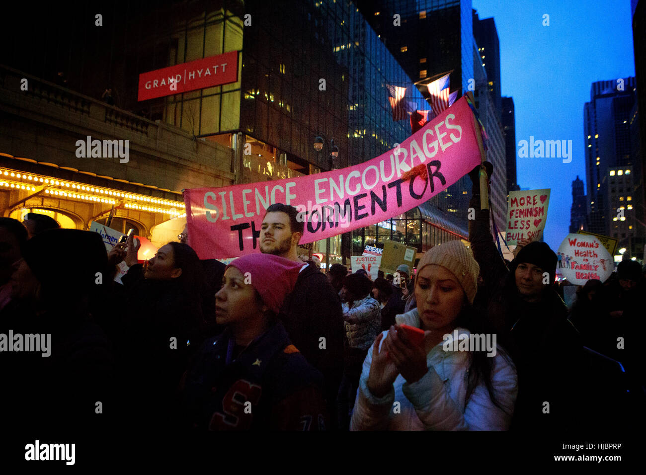 Demonstranten auf der NYC-Frauen März Stockfoto