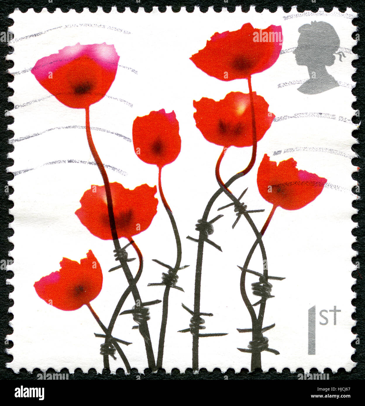 Vereinigtes Königreich - CIRCA 2008: Eine gebrauchte Briefmarke aus dem Vereinigten Königreich, Darstellung zur Veranschaulichung der Mohnblumen aus Stacheldraht, um die Neigung zu gedenken Stockfoto