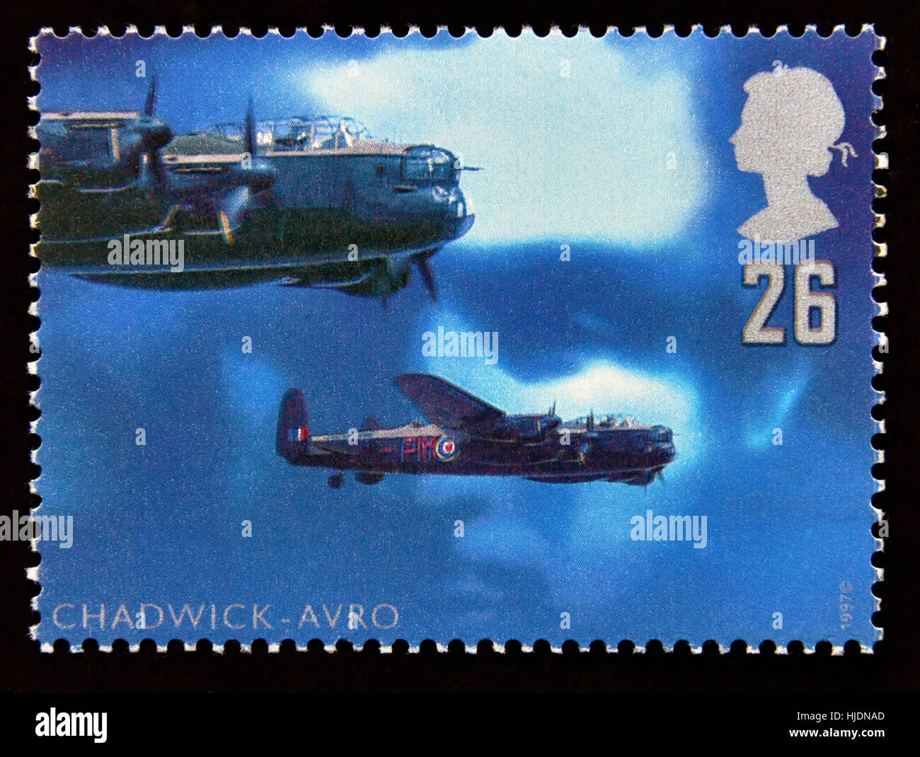 Briefmarke. Great Britain. Königin Elizabeth II. 1997. britische Flugzeuge Designer. Roy Chadwick und Avro Lancaster Mk.I. Stockfoto