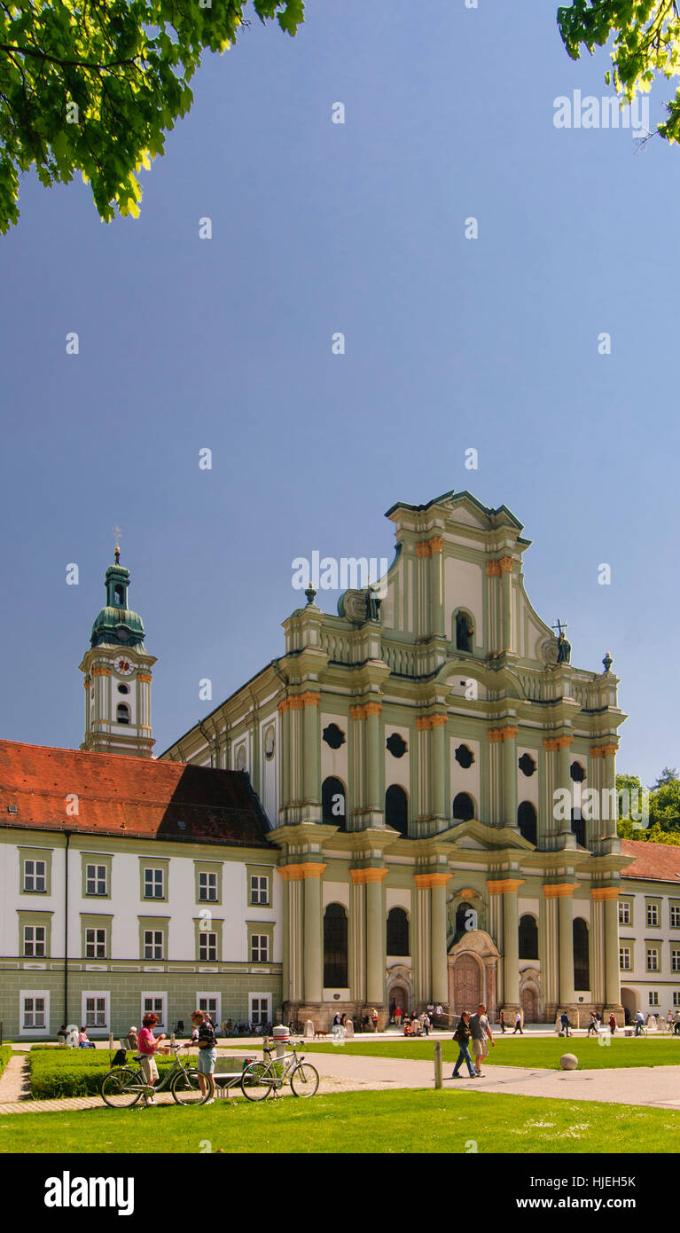 Ehemalige zisterzienserkloster pelze Fotos und Bildmaterial in hoher