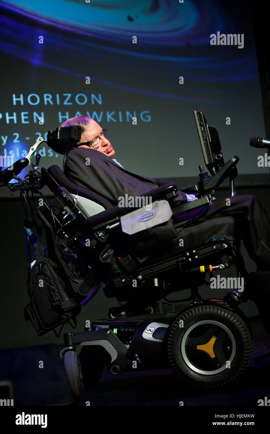 Prof. Stephen Hawking, britischer Wissenschaftler, weltberühmten Physiker beobachten Sterne symbolische Portrait, Starmus Festival 2016 Teneriffa Portrait, Starmus Stockfoto