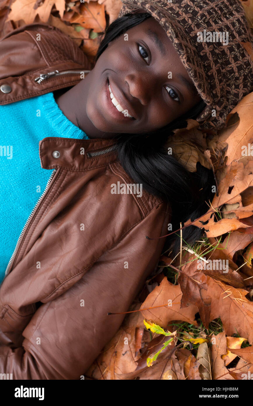 Winter, schwarz, dunkelhäutigen, tiefschwarze, tiefschwarz, Wälder, Kappe, afrikanische, Saison, Stockfoto