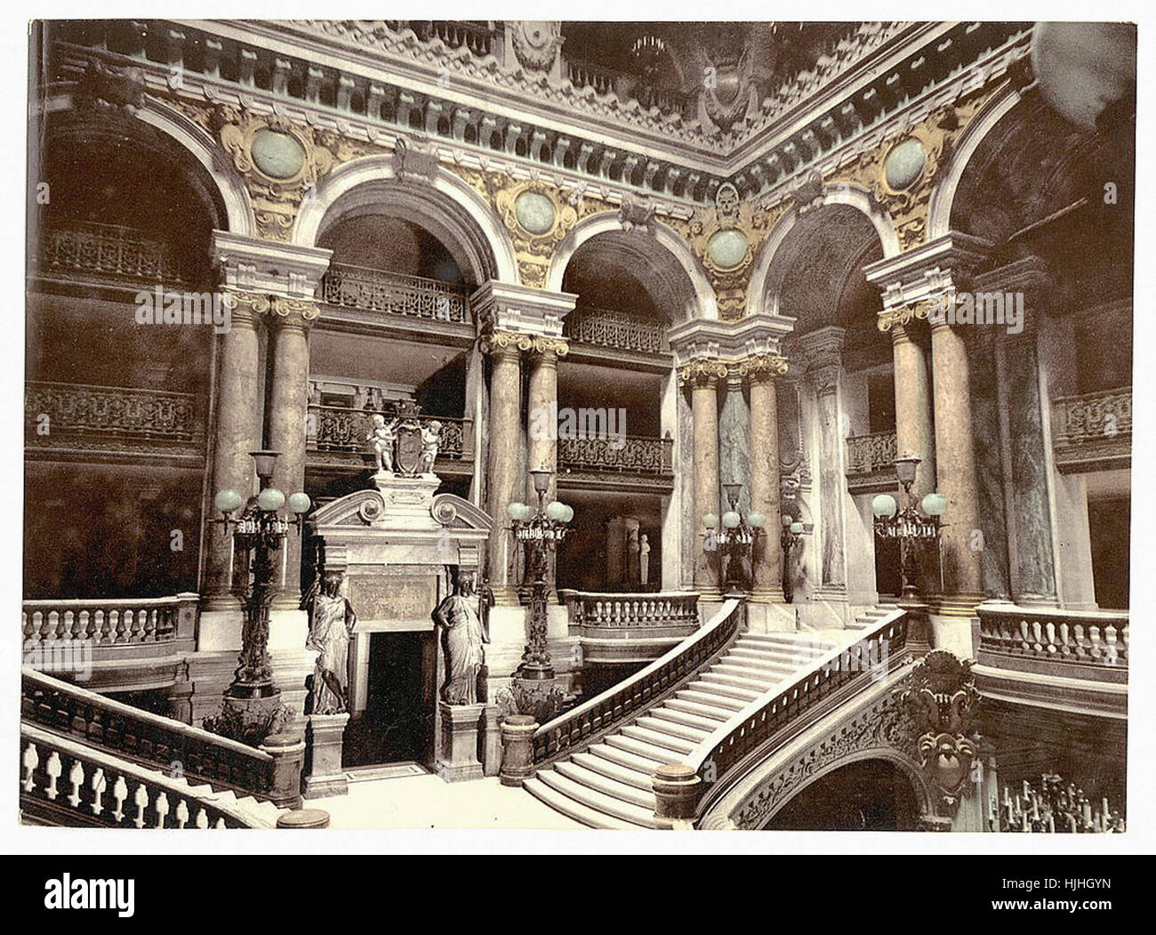 Opernhaus-Treppe, Paris, Frankreich - Photochrom XIXth Jahrhundert Stockfoto