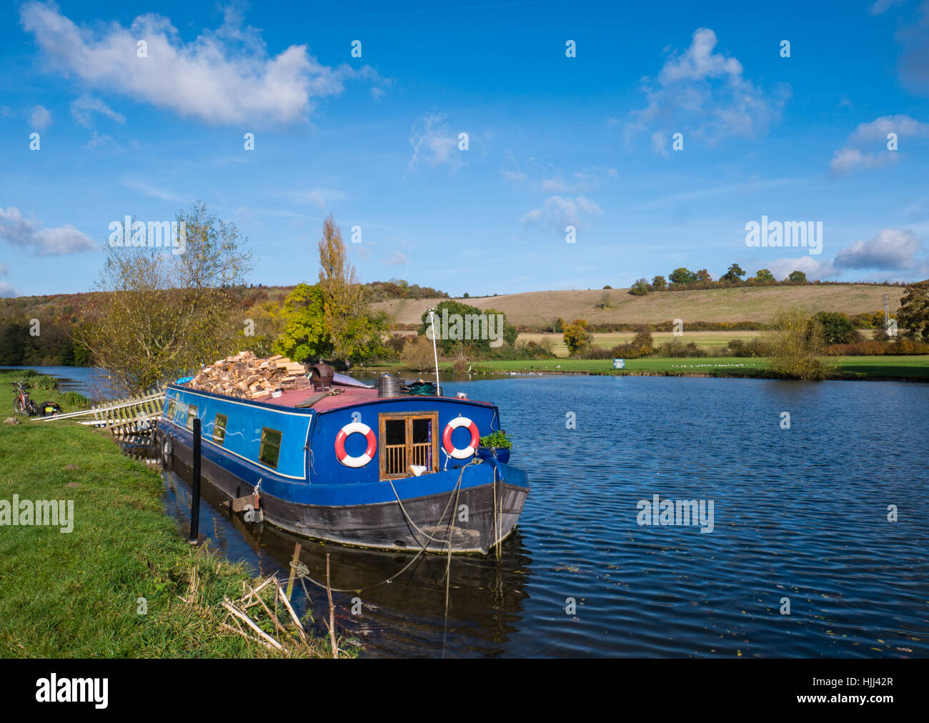 Schmalen Boot, Themse, Purley auf Themse, Reading, Berkshire, England, UK, GB. Stockfoto
