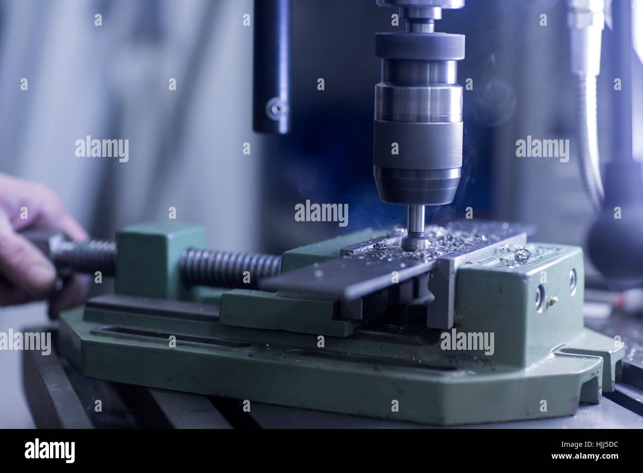 Bohrmaschine in einer Fabrik Stockfoto