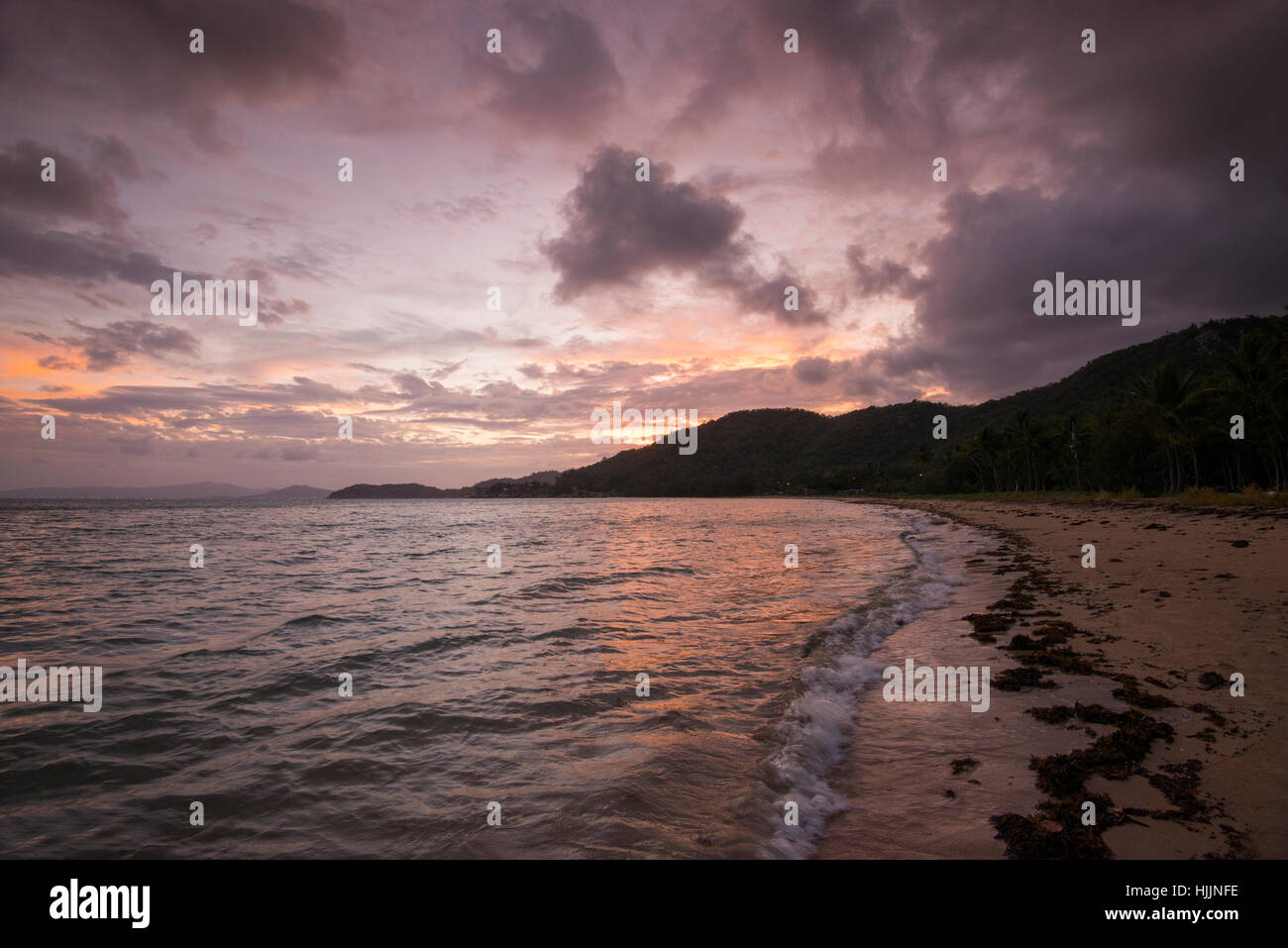Sonnenuntergang am Strand von Geoffrey Bay, Magnetic Island-Queensland-Australien Stockfoto