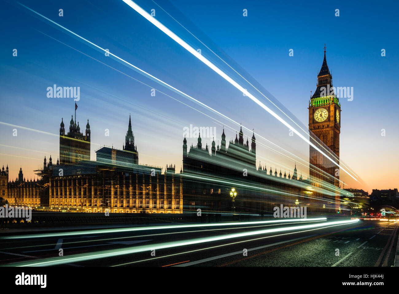 Ausblick bei Nacht London Bus, Double Decker und Big Ben Stockfoto