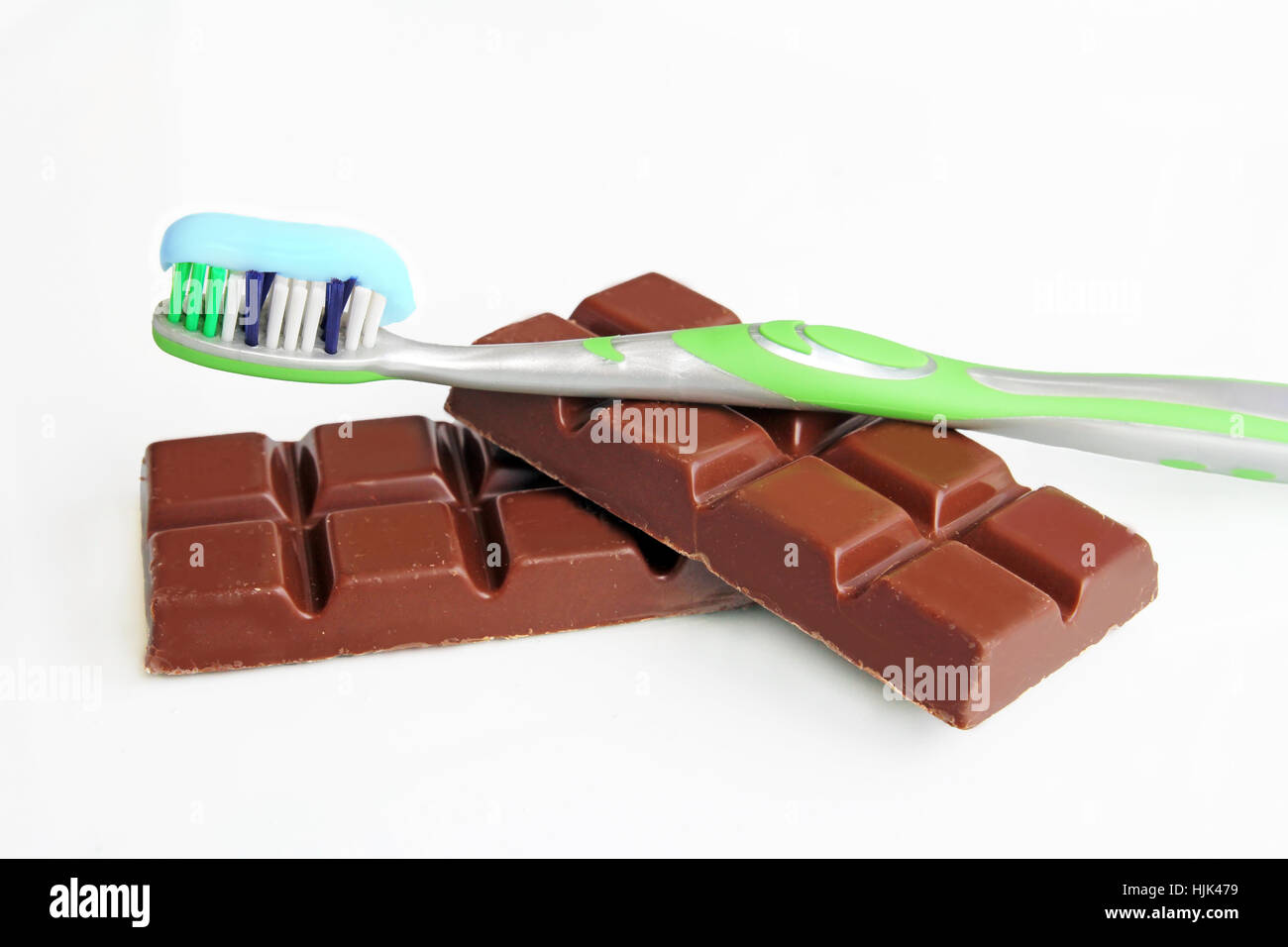 Süßigkeiten, Zahnpasta, Zahnbürste, Körperpflege, Karies, Dessert,  Schokolade Stockfotografie - Alamy