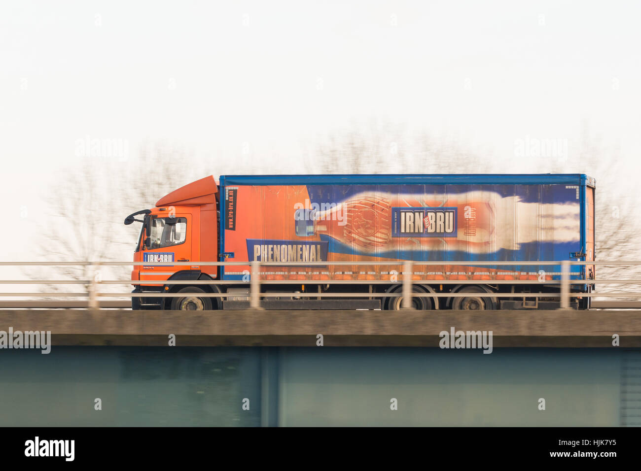 Irn Bru LKW in Schottland, Großbritannien Stockfoto