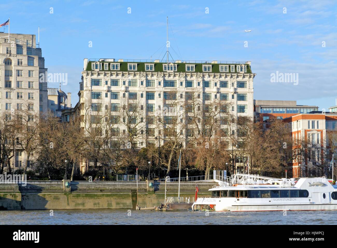 Das Savoy Hotel in Londons Victoria Embankment UK Stockfoto