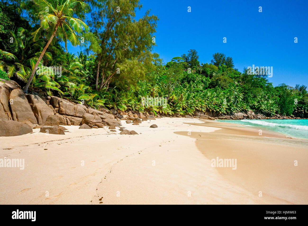 Strand der Seychellen-Insel Mahé, Strand Anse Intendance Stockfoto