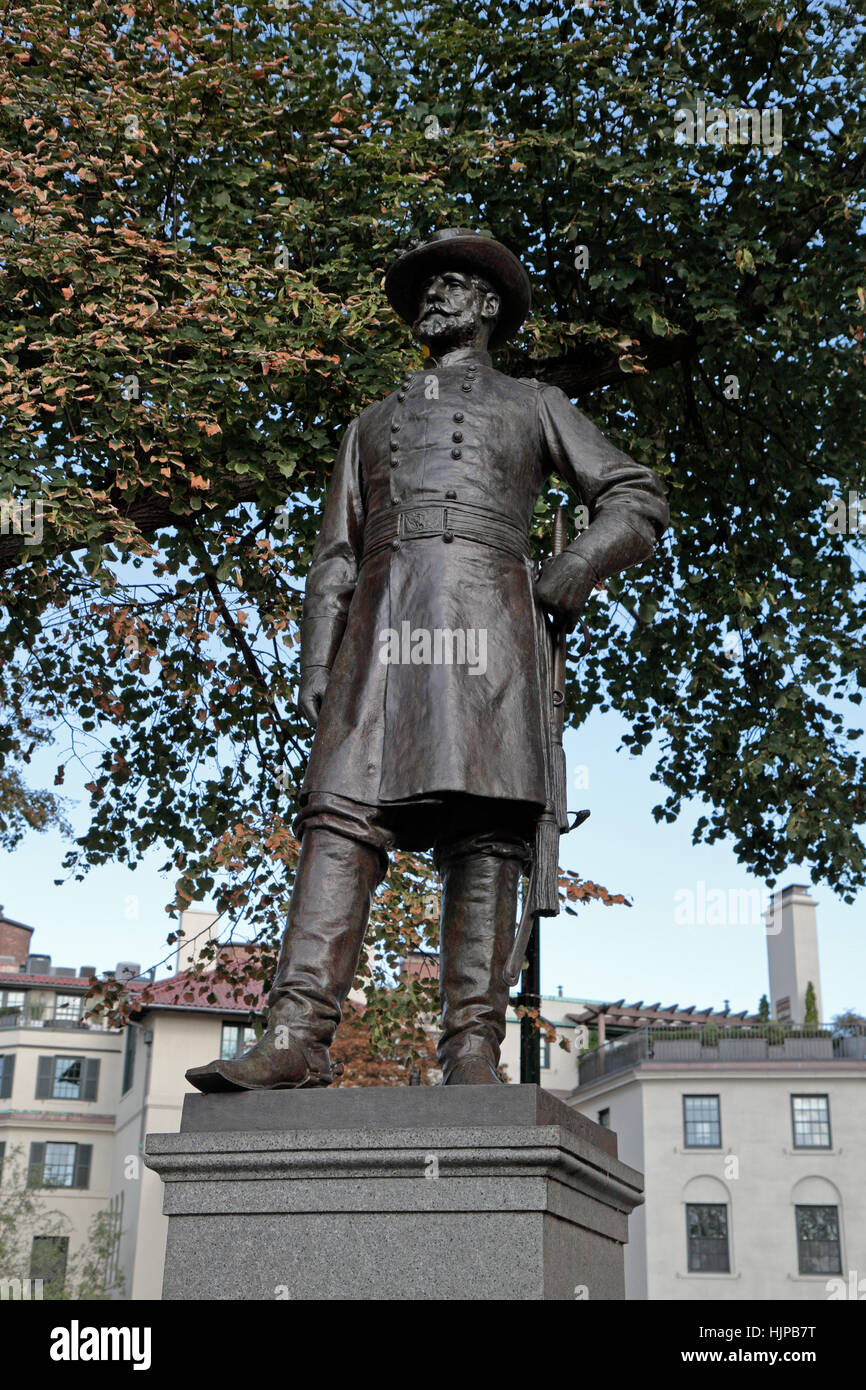 Statue von General Charles Devens von Olin Levi Warner an der Charles River Esplanade, Boston, Massachusetts, Vereinigte Staaten von Amerika. Stockfoto