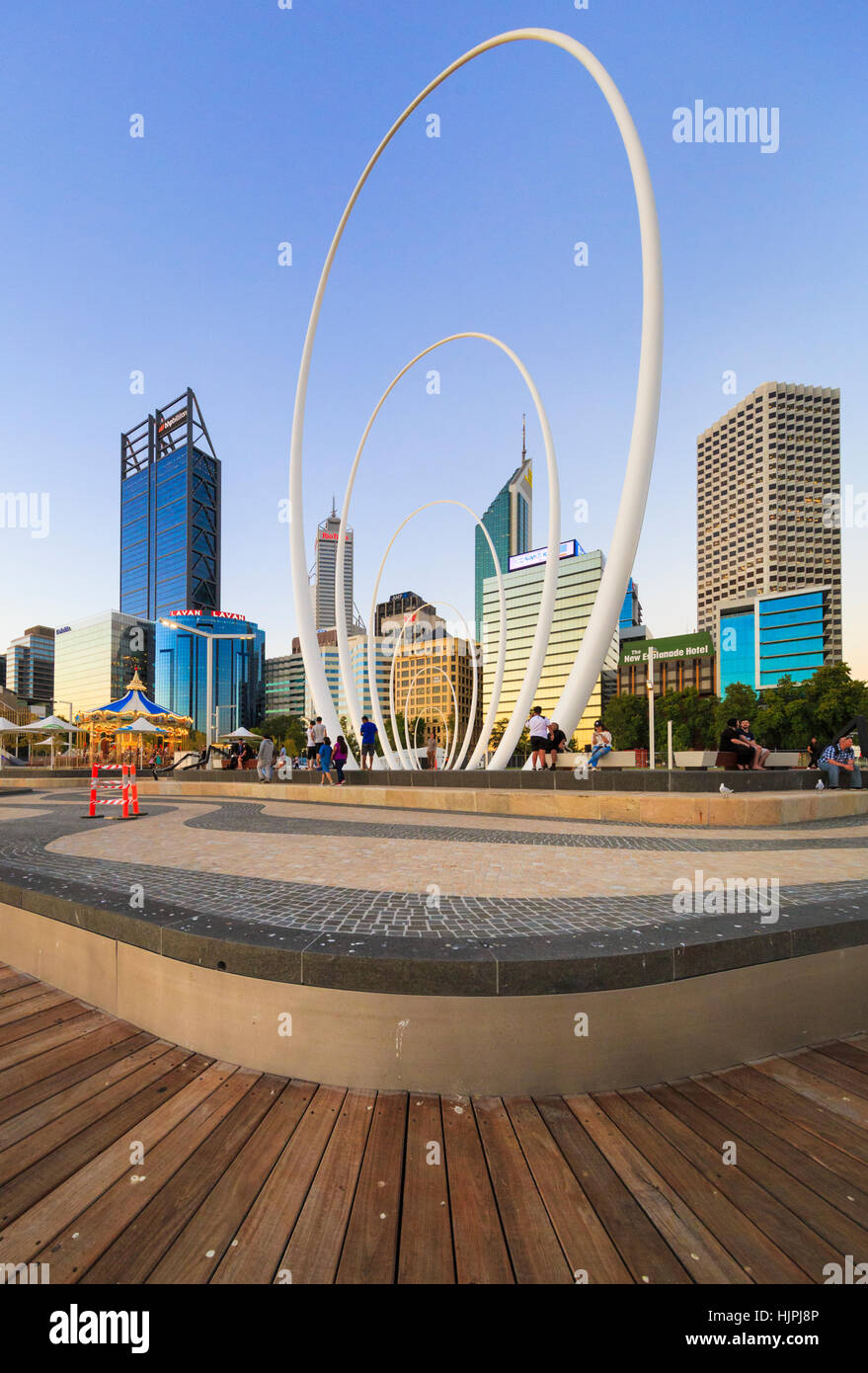 Die Carbonfaser Spanda Skulptur von Christian de Vietri an Elizabeth Kai in Perth, Western Australia Stockfoto
