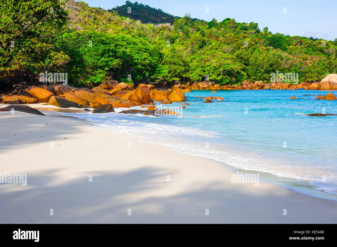 Strand der Seychellen-Insel Praslin, Strand Anse Lazio Stockfoto