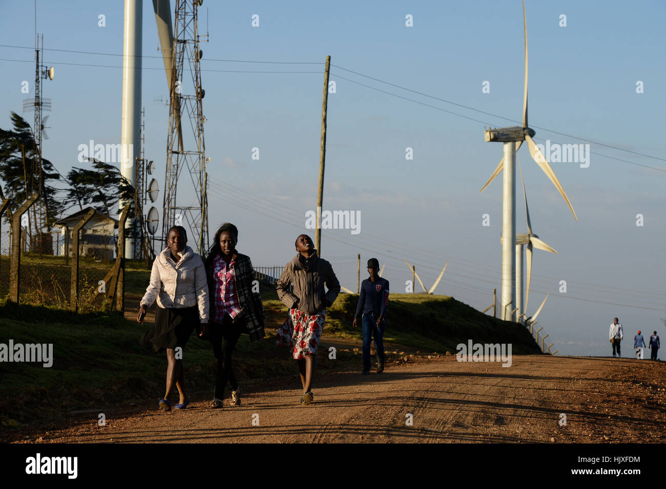 Kenia, Nairobi, Ngong Hills, 25,5 MW Wind Power Station mit Vestas und Gamesa Windturbinen im Besitz und wird betrieben von KENGEN Kenia Strom Generating Company / KENIA, Ngong Hills Windpark, Betreiber KenGen Kenia Strom Generating Company Mit Vestas Und Gamesa Windkraftanlagen Stockfoto