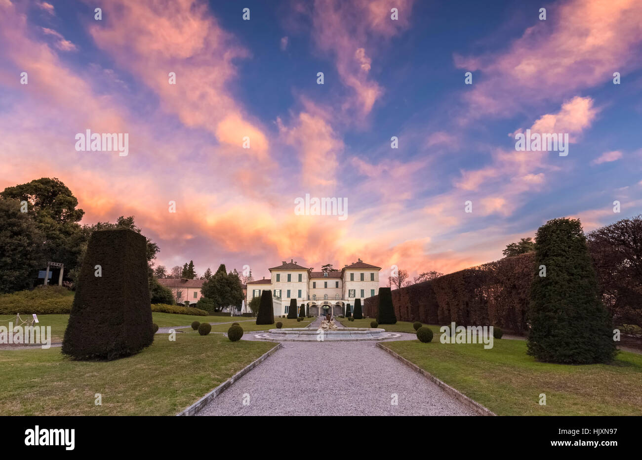 Monumento del giardino Fotos und Bildmaterial in hoher Auflösung Alamy
