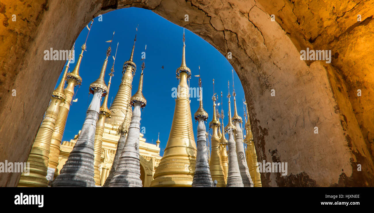 Indein Dorf Pagode, Inle-See, Myanmar Stockfoto