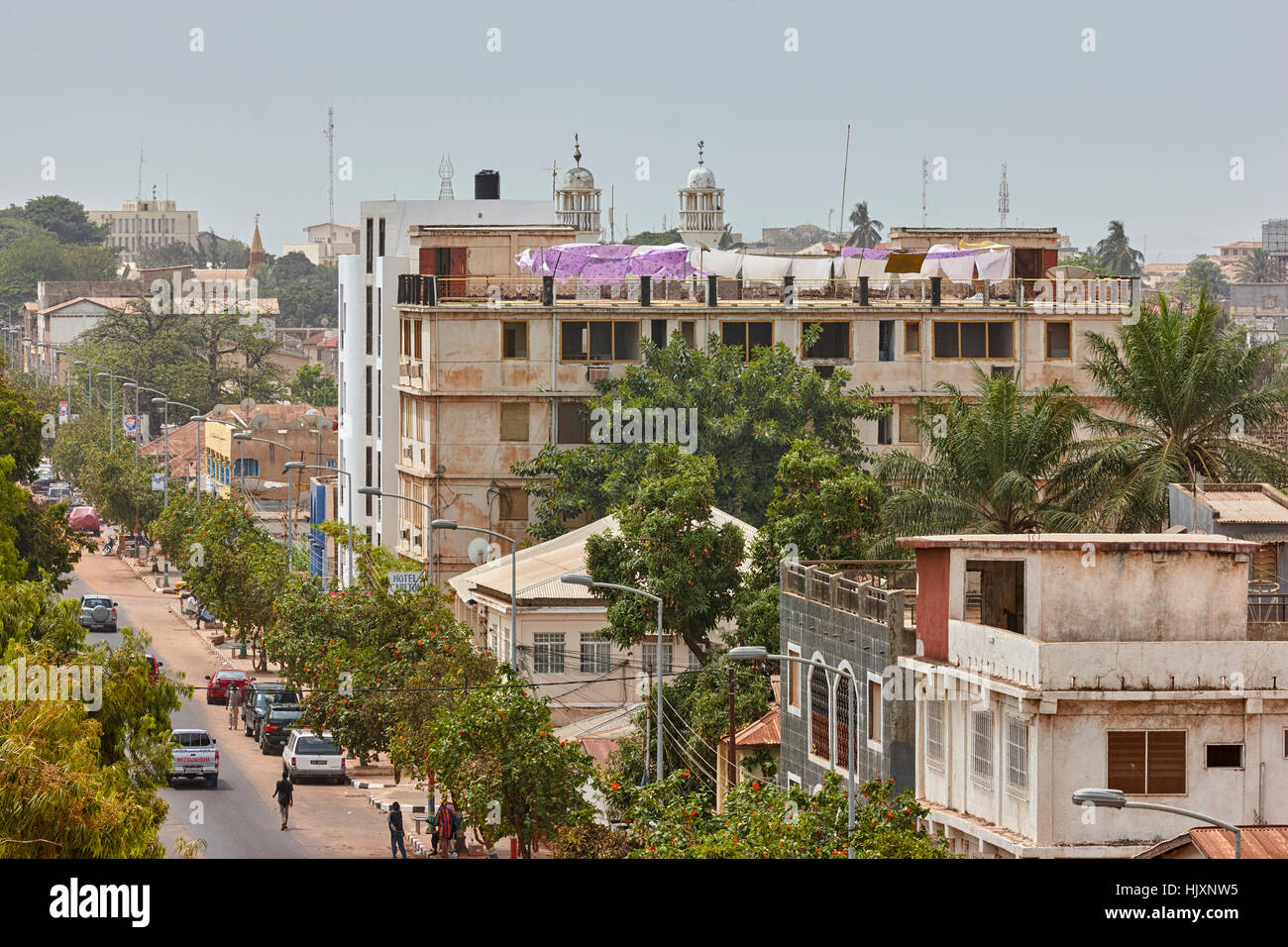 Unabhängigkeit-Laufwerk, Banjul, Gambia Stockfoto