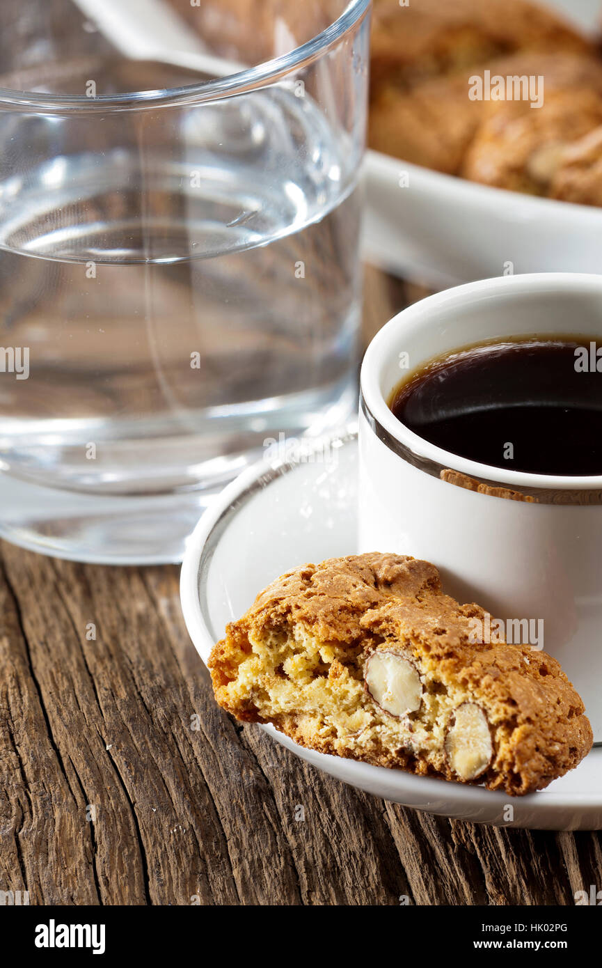 Gebäck, Espresso, Kaffee, Cooky, Mandeln, Mandeln, Glas, Kelch, Becher, Stockfoto