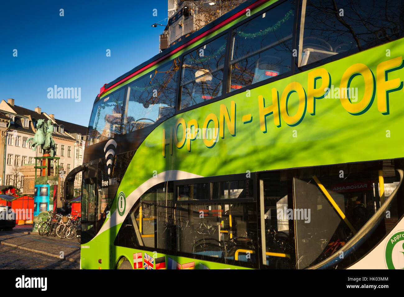Dänemark, Kopenhagen, Ved Stranden, Hop on, Hop-off Sightseeing Tour-bus Stockfoto