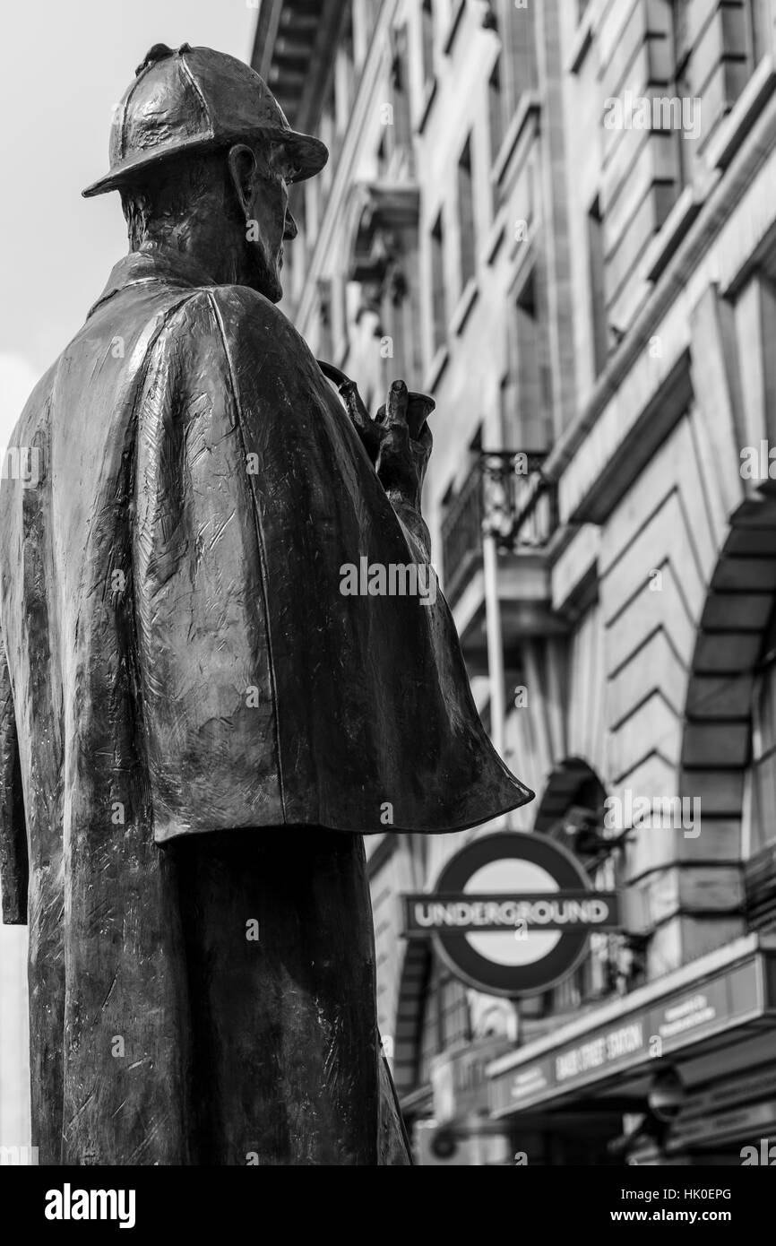 Sherlock Holmes-Statue, Baker Street Station, London, UK Stockfoto