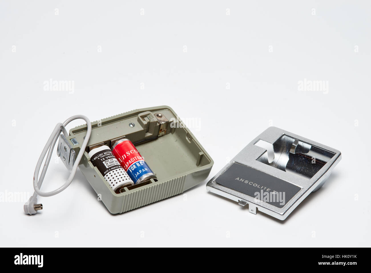Zu Beginn der 1960er Jahre konnte dieser Blitz mit Kit mit dem Ansco Memo II (identisch zu Ricoh Auto-Hälfte) geliefert werden. Die Synchronisation erfolgt durch Stockfoto