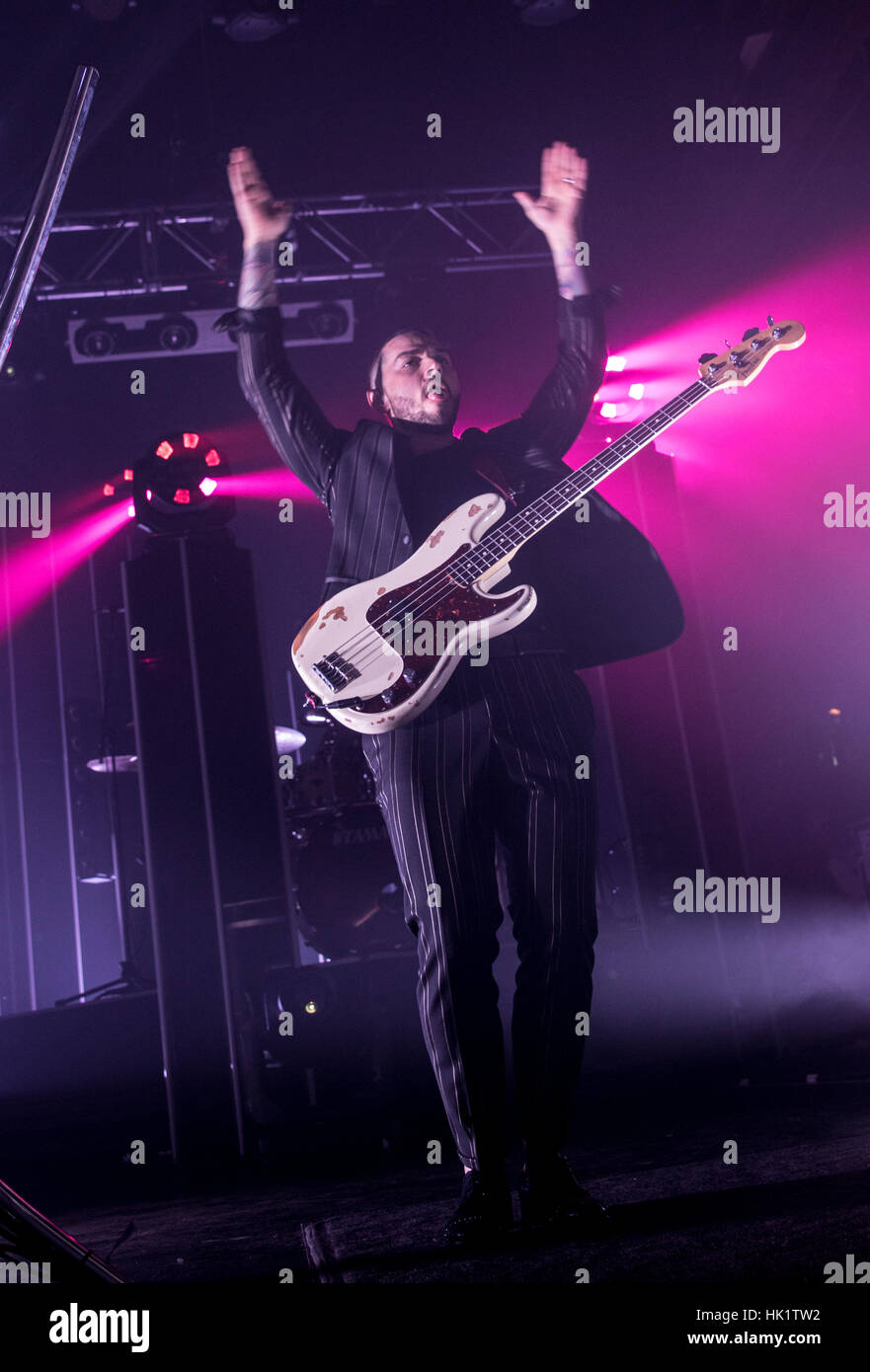Bournemouth, UK. 4. Februar 2017. Busted führt live im Konzert in der O2 Academy Bournemouth, Dorset, England. Bildnachweis: Charlie Raven/Alamy Live-Nachrichten Stockfoto