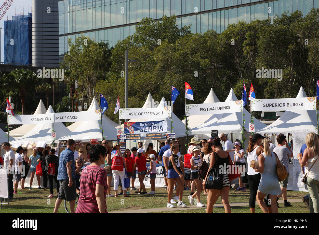 Sydney, Australien. 4. Februar 2017. Der serbische Festival Sydney abgehaltenen Tumbalong Park, Darling Harbour, Vitrinen traditionelle serbische Kultur und Kulinarik. Bildnachweis: Richard Milnes/Alamy Live-Nachrichten Stockfoto