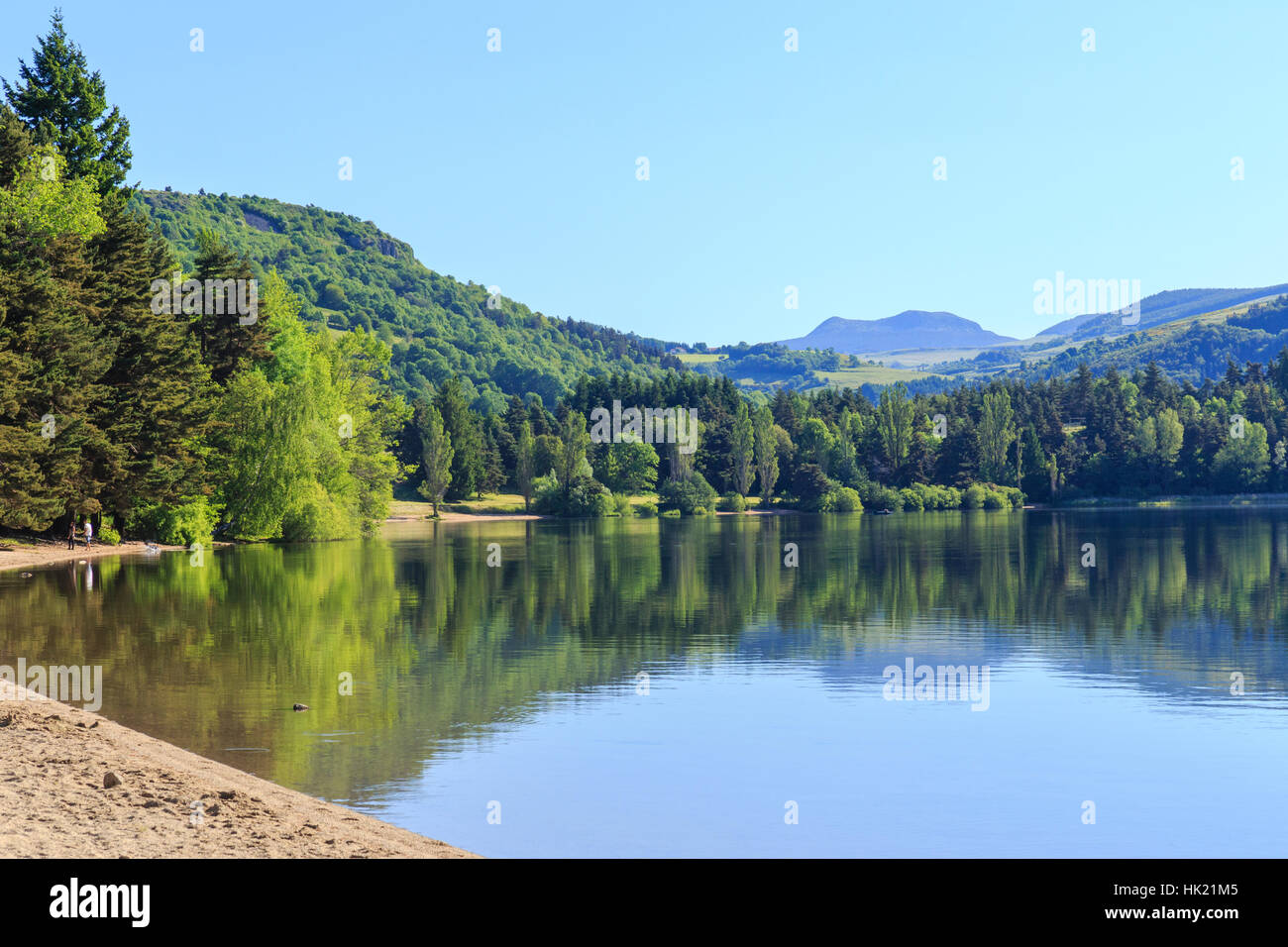 Frankreich, Ardeche, regionale Naturreservat der Berge der Ardèche, Mezenc massiv, Lac d'Issarles, Issarles Vulkansee Stockfoto