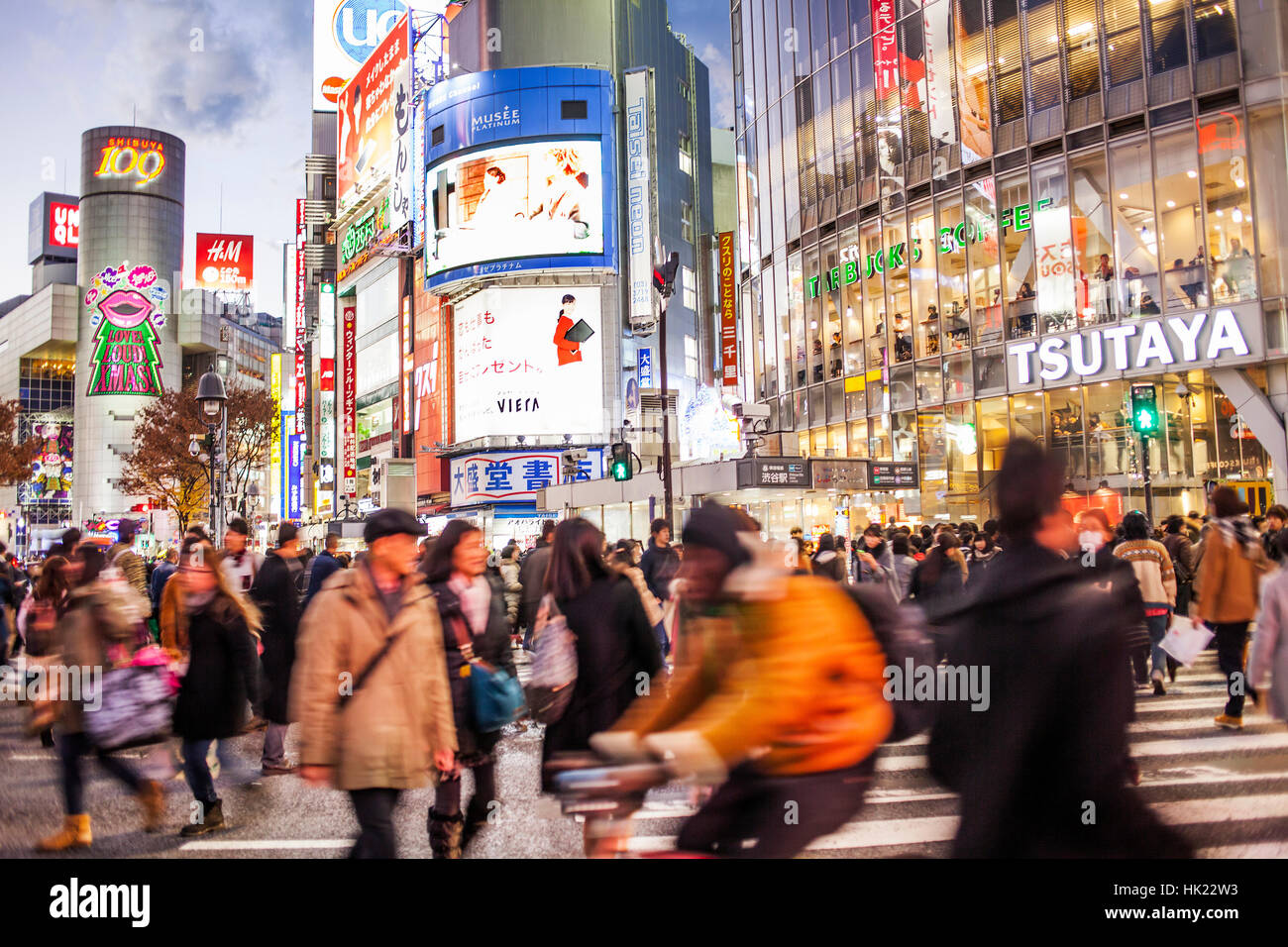 Rush Hour, Shibuya jagt Kousaten überfahrt, Hachiko Square, Tokio, Japan Stockfoto