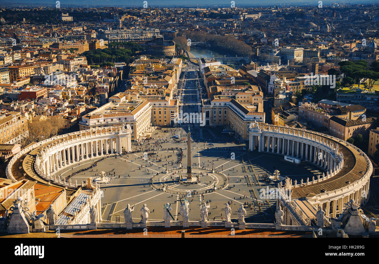 Blick auf Rom von der Kuppel des Petersdom, Vatikan, Rom, Italien Stockfoto