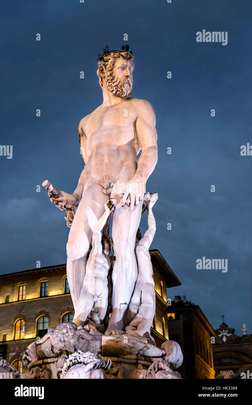 Detail der Neptun-Brunnen, Piazza Della Signoria, Florenz, Italien. Stockfoto