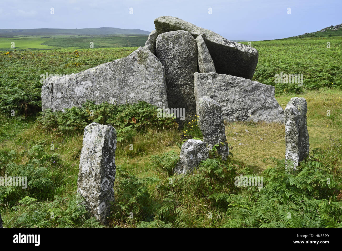 Zennor Quoit neolithische Grabkammer auf Amalveor Downs Zennor, Cornwall, und in der Nähe der Süd-West Coast path Stockfoto