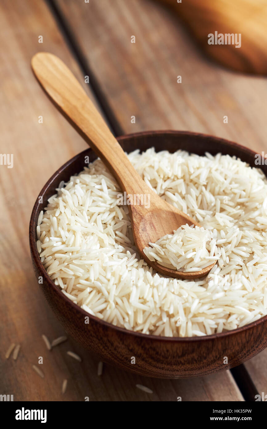 Ungekochter basmati reis -Fotos und -Bildmaterial in hoher Auflösung ...